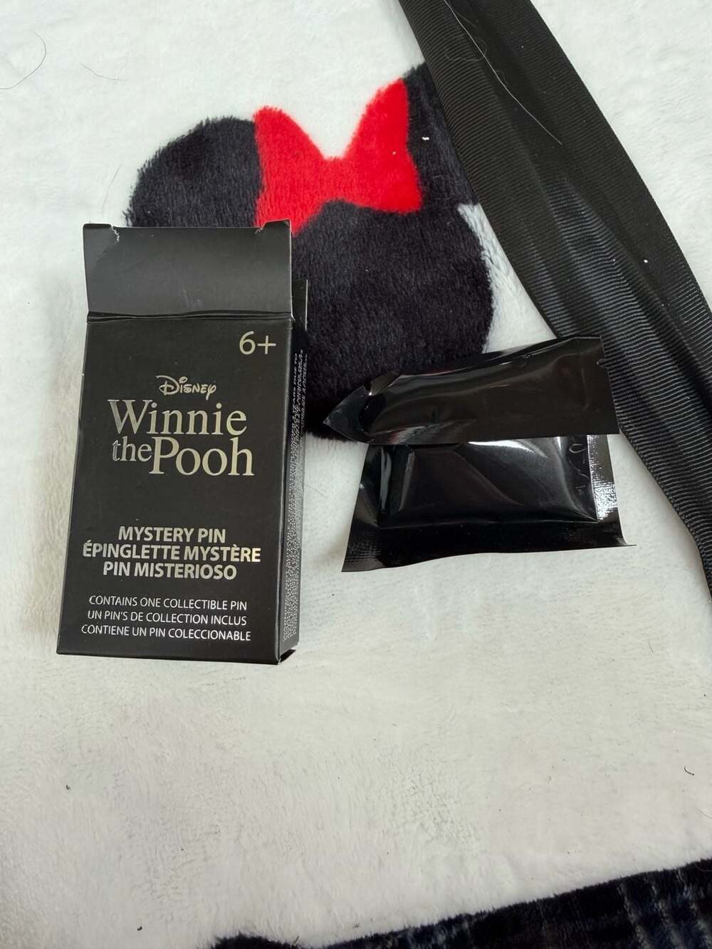Disney Winnie the Pooh Mystery Pin Blind Box